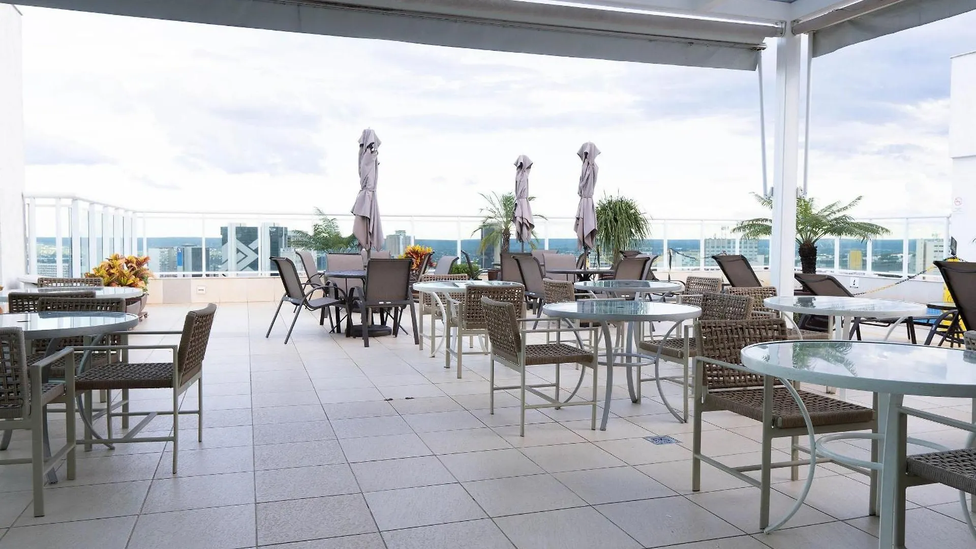 Apartamento Sm606 Apart Hotel Proximo A Esplanada Brasília Brasil